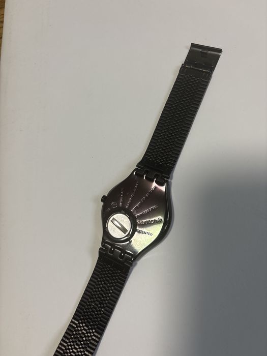 Часовник Swatch Skin Irony