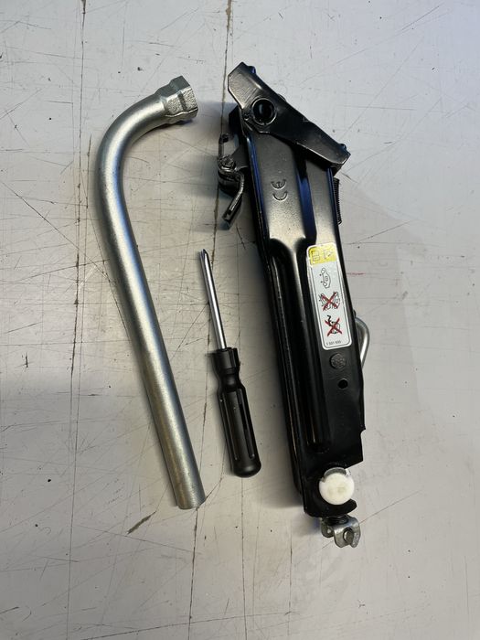 Cric original mini cooper