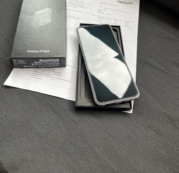 Samsung Z Flip 6 5G Silver 256GB Dual Sim Garantie 10.07.2027