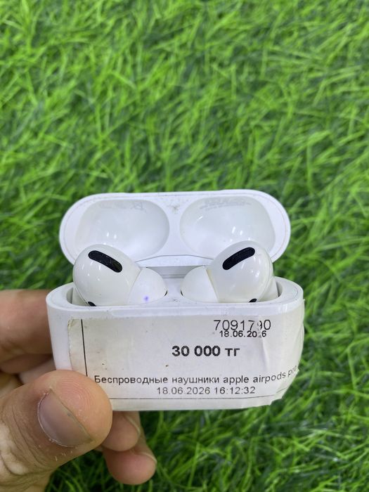 apple airpods pro 1