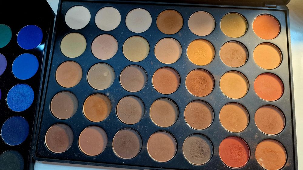 Eyeshadow pallette Morphe