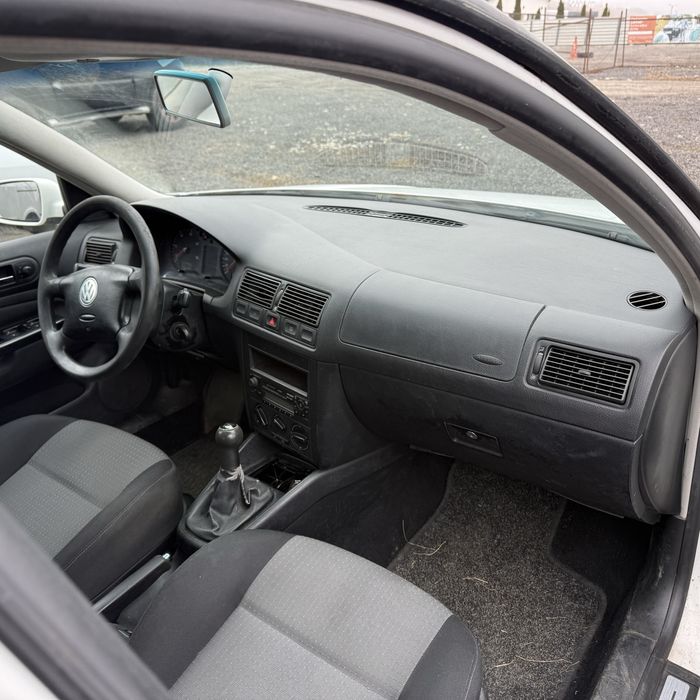 Bara Volkswagen Golf 4 , motor 1.9Diesel cod AXR