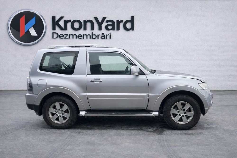 Dezmembrari dezmembrez  Mitsubishi Shogun Pajero - 3.2 D 4M41