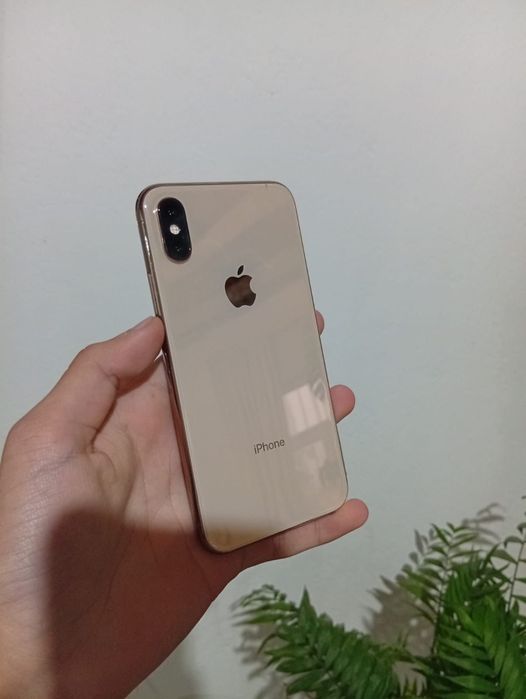 iPhone Xs не вскрывался