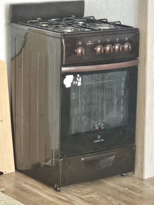 Продам газовую плиту