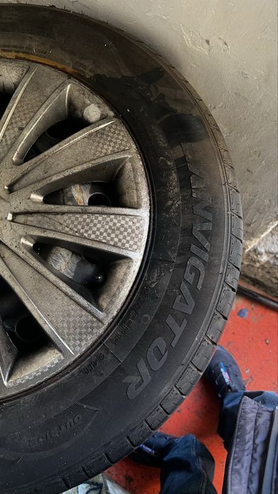 Шина с диском в отличном состояние