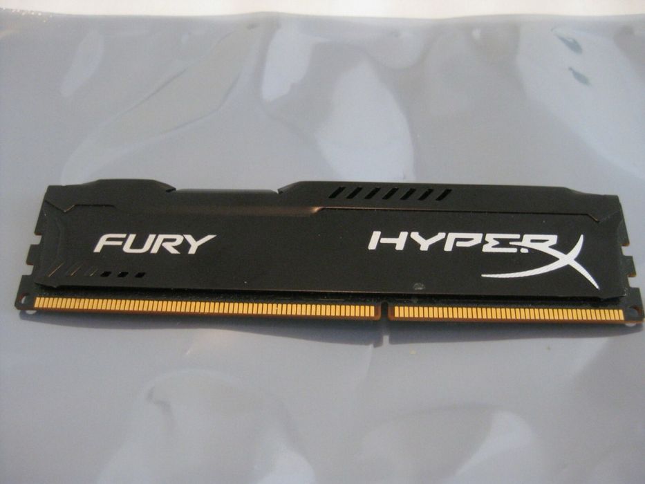 HyperX 4gb ram ddr4 2400mhz