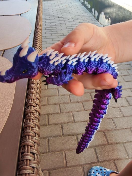 Dragon Articulat / Flexibil Printat 3D, Culoare Cameleon (Mov-Albastru), 30 cm