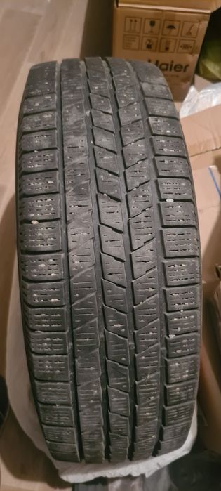 Продам зимние шины в хорошом состояние