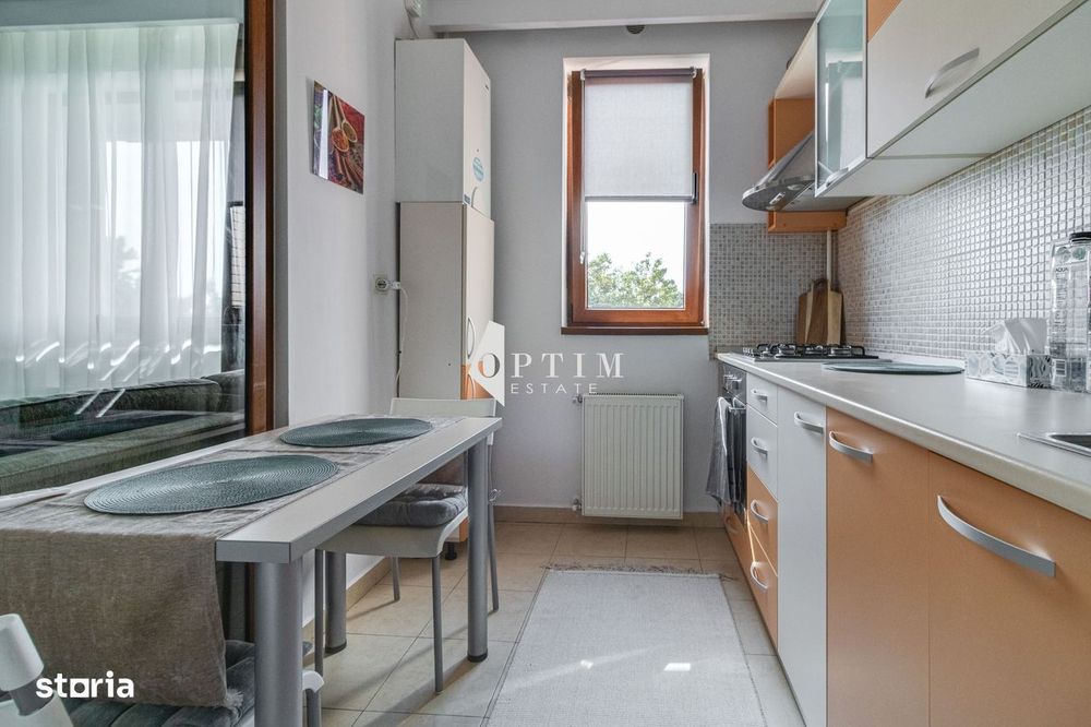 NOU! 2 camere LUMINOS,  50 mp, Bloc 2010, Balcon cu VIEW liber!