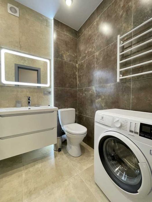 Дава се под наем Двустаен апартамент в София, Зона Б-18 - 65 кв.м за 698.19 € - Снимка #4