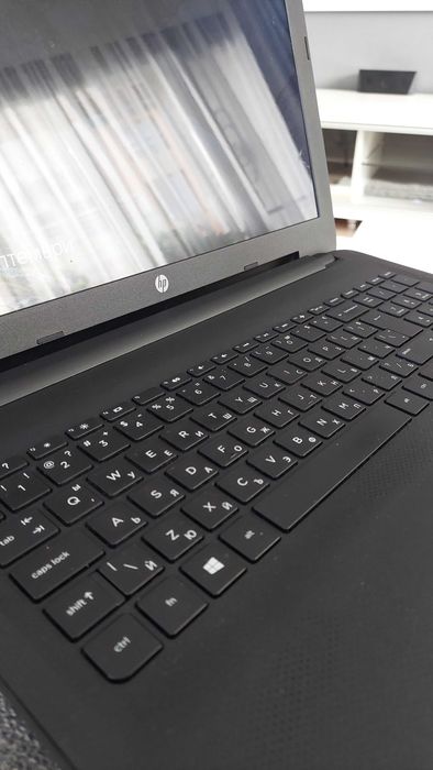 Лаптоп HP 15-ac107nu