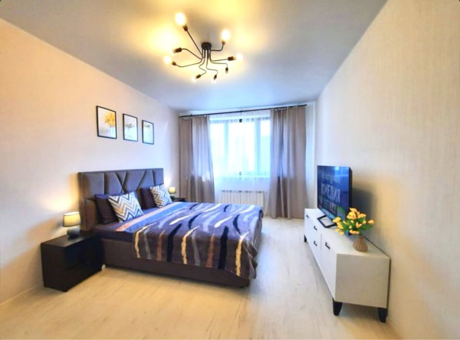 Каартира по часам левый берег проспект Туран, возле Анвар и магнум