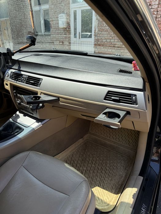 Vand BMW e90 320I 2005