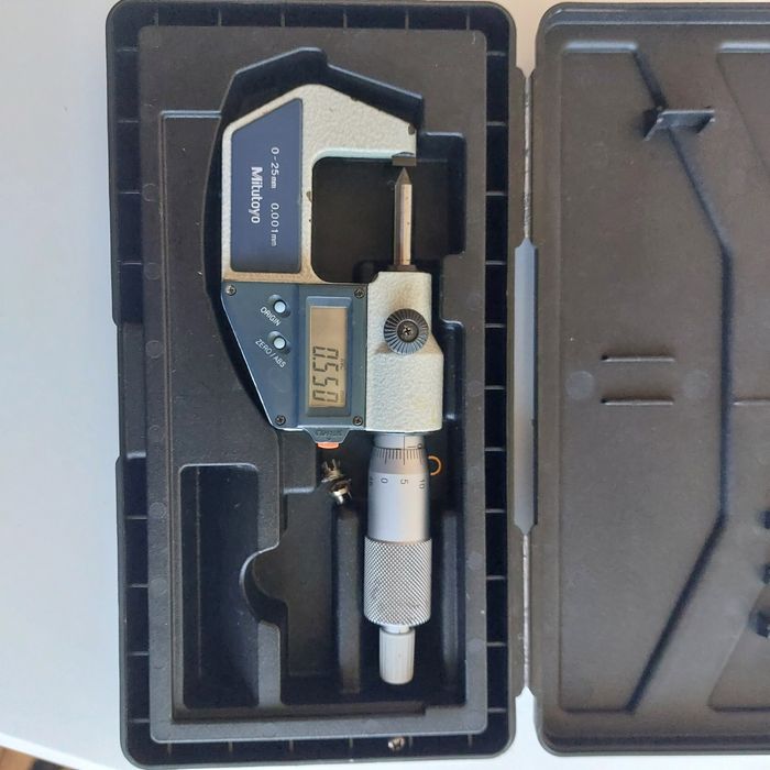 micrometru mitutoyo 0- 25 mm digital profesional