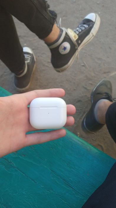 Airpods 3 без коробки и документов.