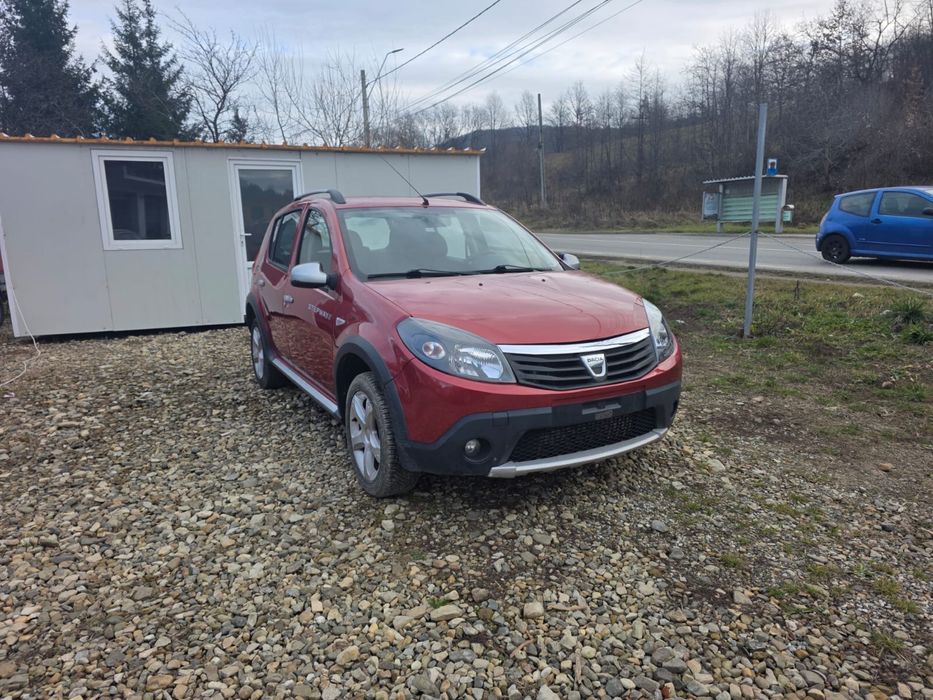 Dacia Sandero Stepway 1.6 benzină + GPL