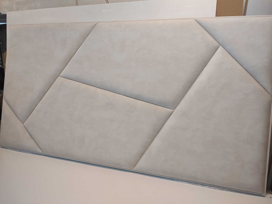 Тапицирана табла за легло