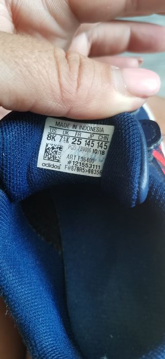 Маратонки adidas 25 номер