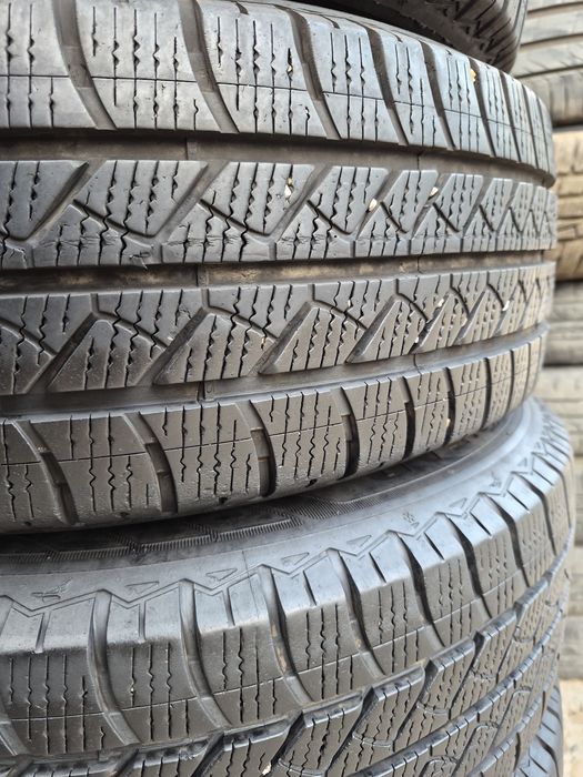 4бр. 215 65 16С Goodyear всесезонни.