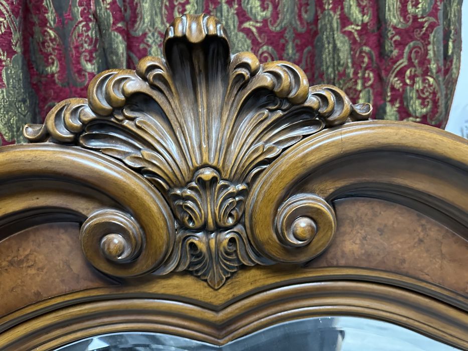 Зеркало в спальню