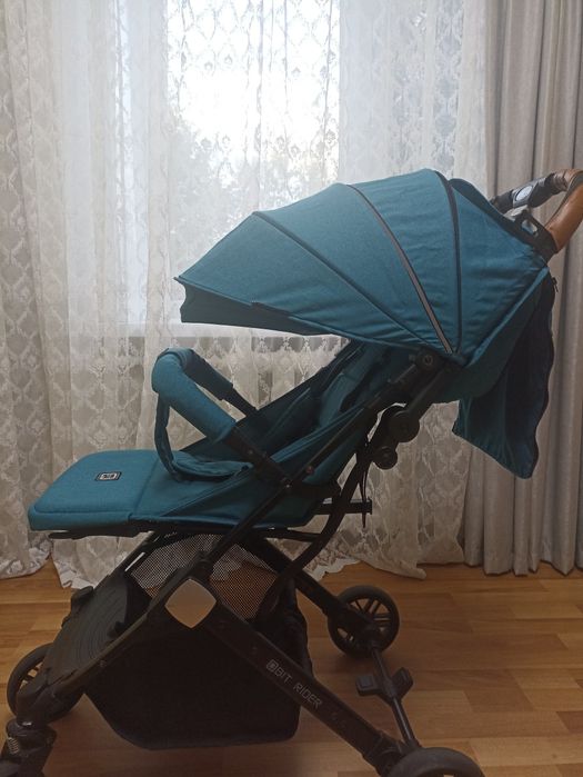 Коляска прогулочная