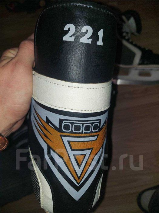 Продам хоккейные коньки "Барс 221", размер 39