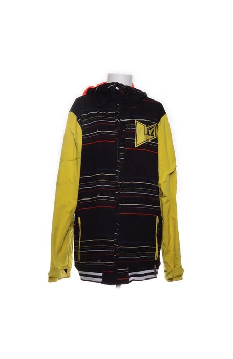 Сноуборд яке Volcom