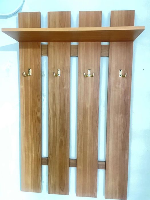 Прихожая и дверь межкомнатная