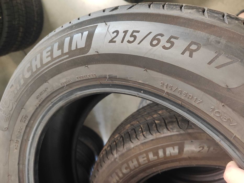 4бр.летни гуми 215/65/17 Michelin