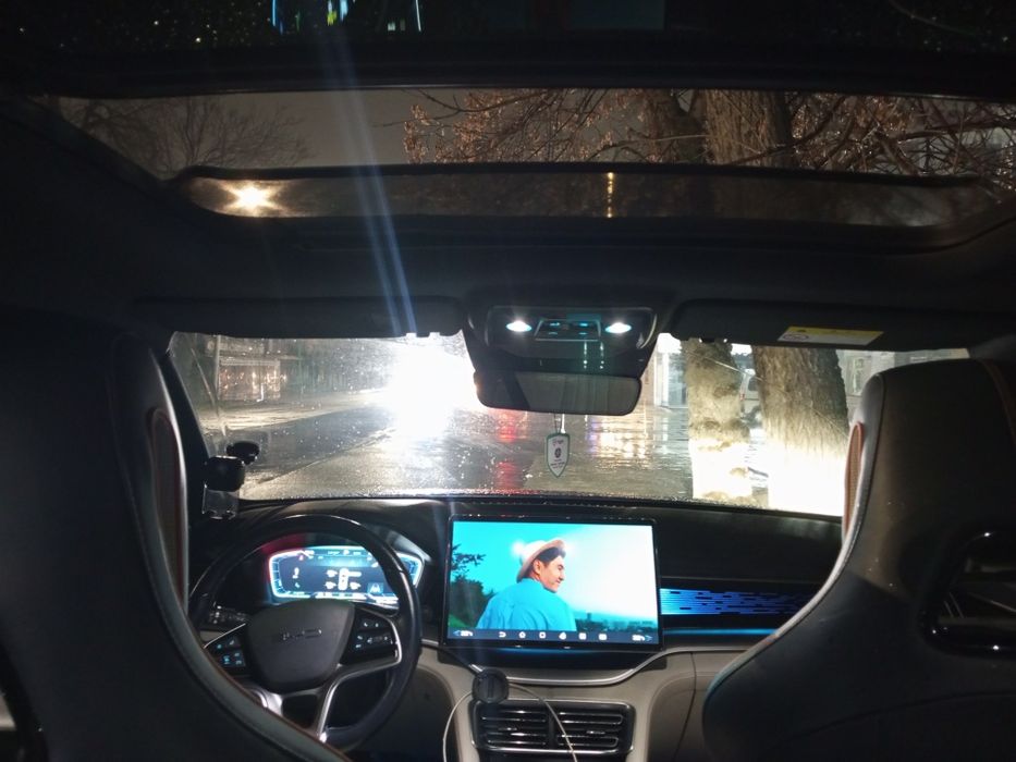 Biznes Klass Taksi Xizmati | BYD Champion