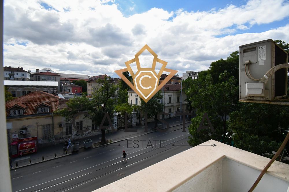 Двустаен, под наем, Център