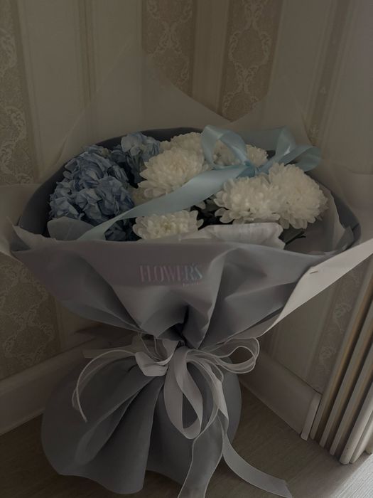 букет с хризантенами