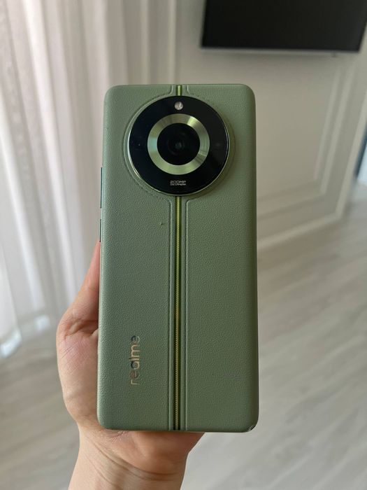 Продам Realme 11 Pro+ 5G (Oasis Green) — Полный комплект / Срочно
