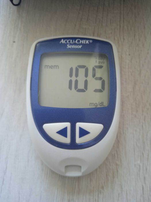 Глюкометр Accu-Chek Sensor