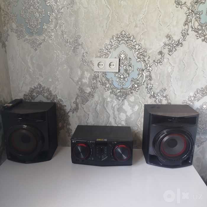 Продаю музыкальный центр