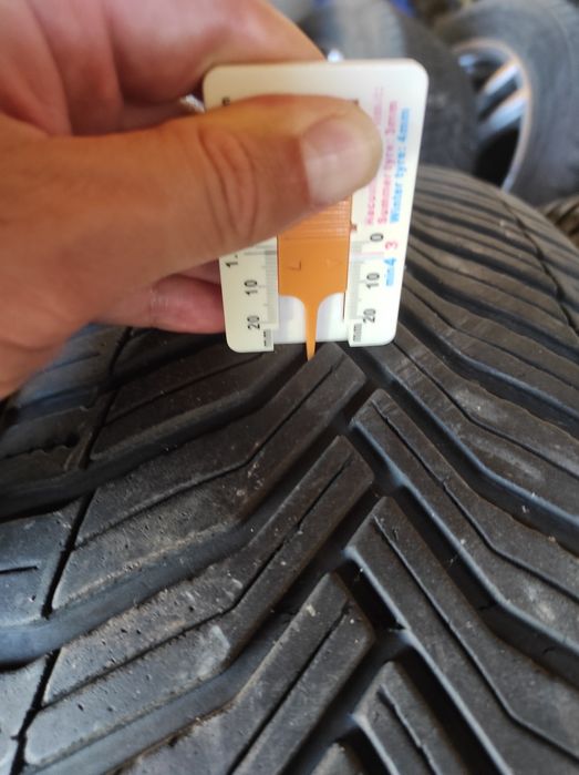 215/65/16 Michelin