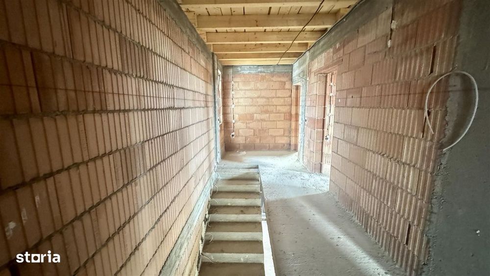 Casă individuală – 263 mp utili, teren 500 mp – Veteranilor de Război
