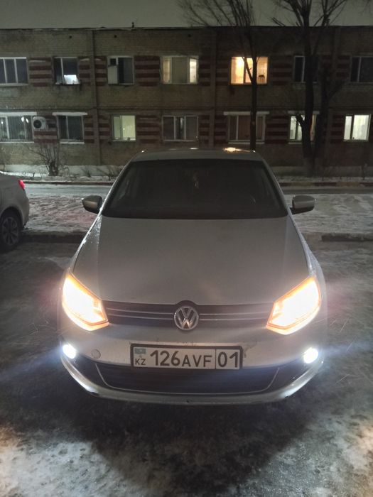 Volkswagen Polo 2011 год