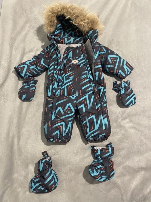 Продам комбинезон зимний