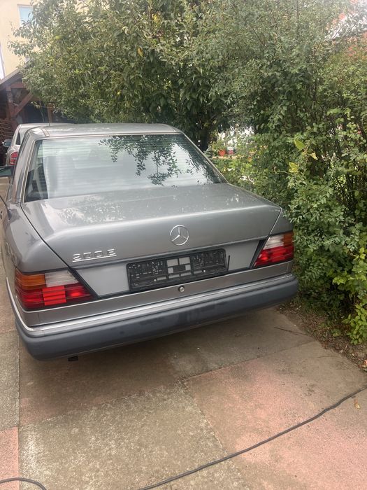 Mercedes w 124 an fabr 1992