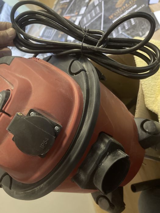 Пылесос стройтелный новый