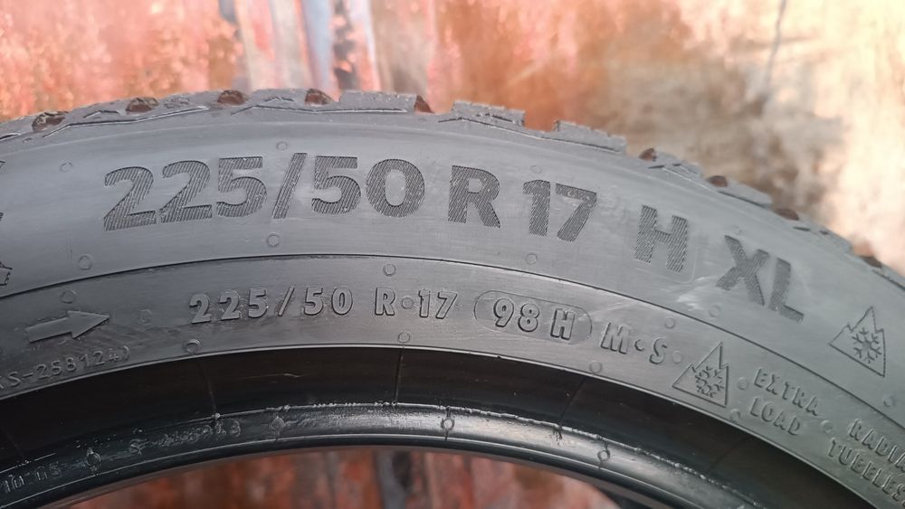 225/50/17 Continental Дот 2722