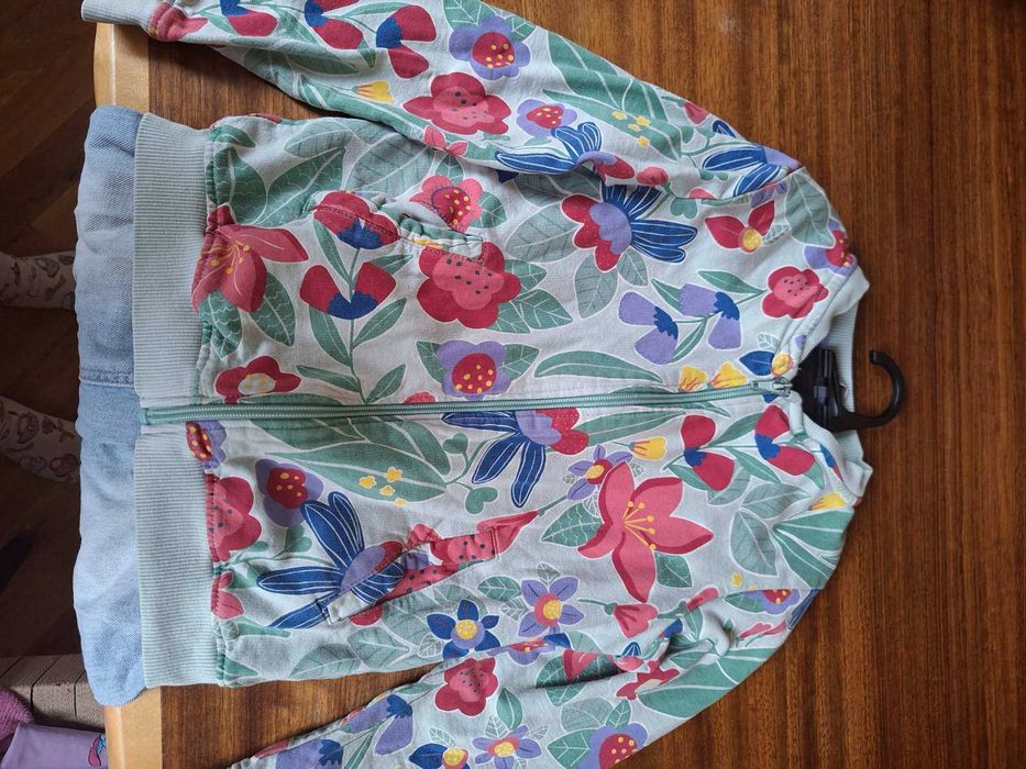 Дрехи за момиче, размер 122/288см, блузи, рокли, яке, суичър