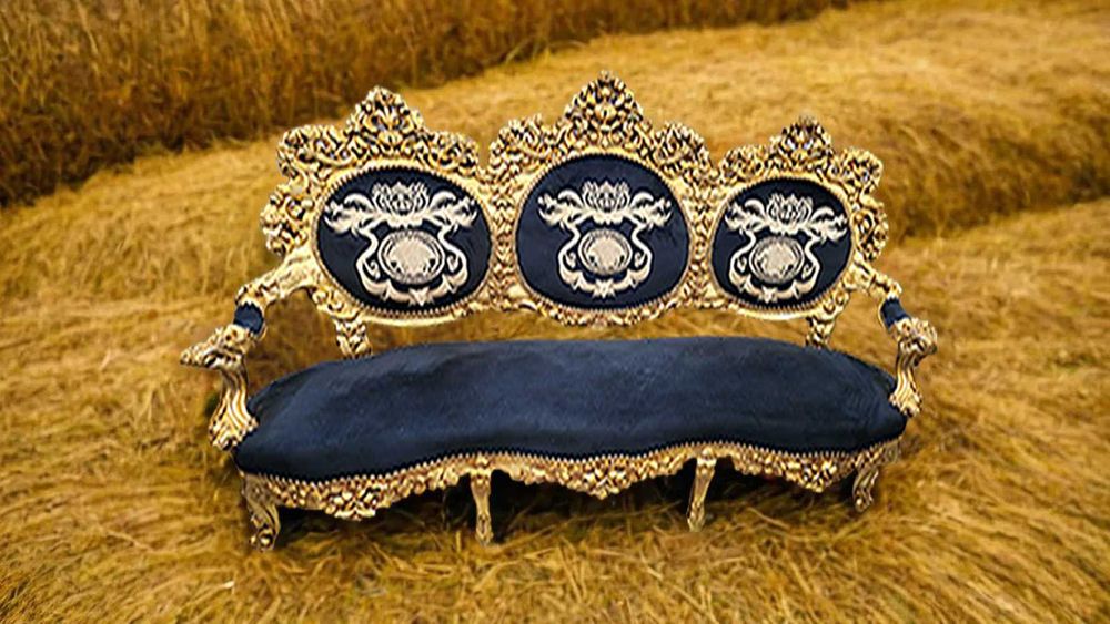 Стилна барокова мека мебел Триместно канапе + 4 фотьойла