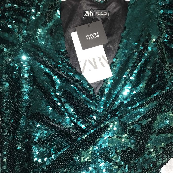 Ново!!! Дамска рокля с пайети Зара