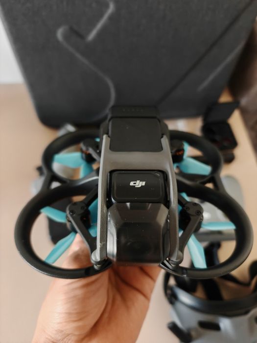 Dronă djia avata Fly more combo