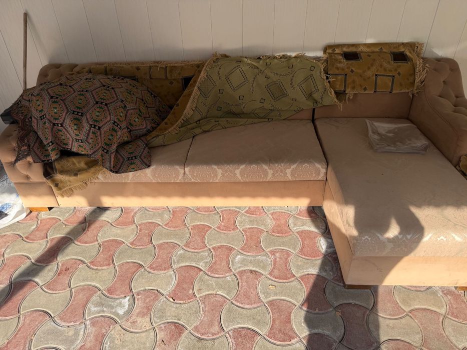 Угловой диван разборный