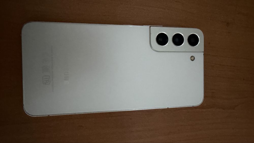 SAMSUNG S22 продам