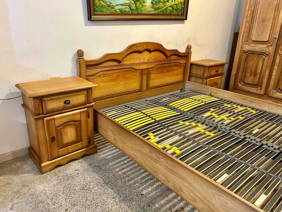 Дъбов спален комплект